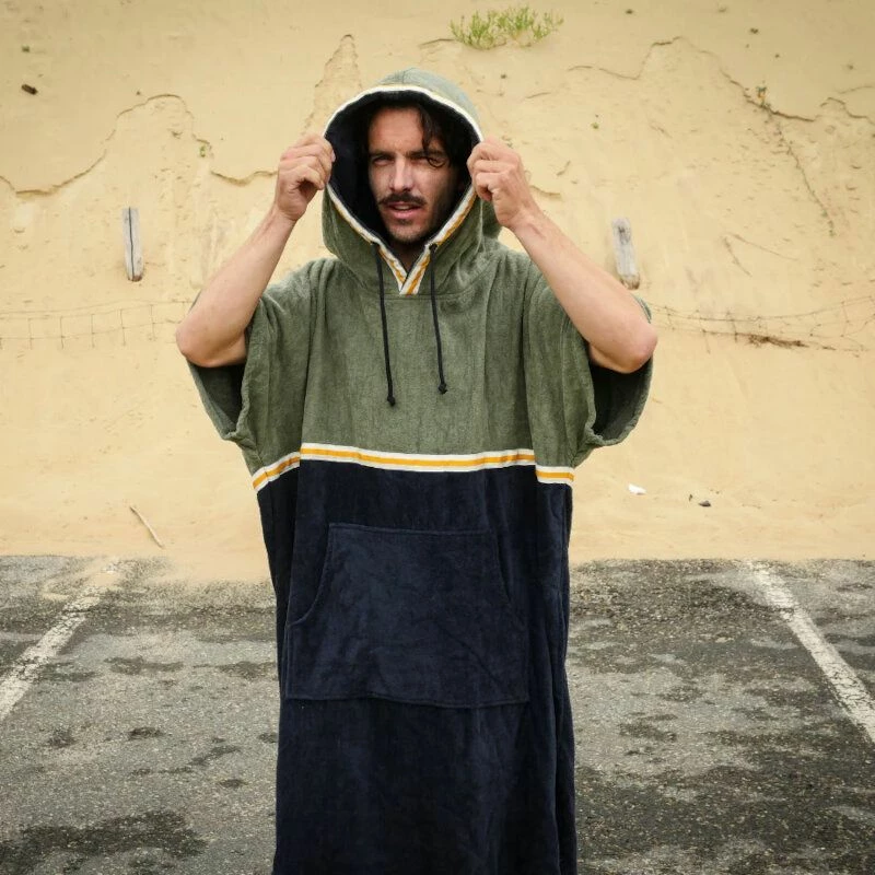 Poncho Surf Adulte Saint Jacques Wetsuits Kaki-Bleu – Image 4